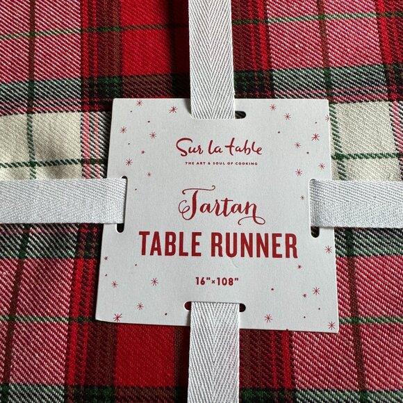 NWT Sur La Table Holiday Red/Green/White Tartan Plaid Table Runner 16" x 108" - Picture 3 of 6